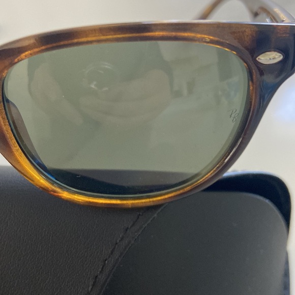 New Ray-Ban sunglasses - Picture 4 of 15